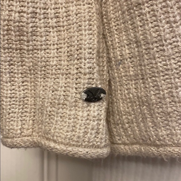 Sweater Crop Top - Picture 3 of 3